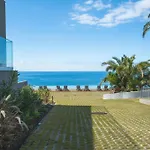 Ocean Refuge By Atlantic Apartman *